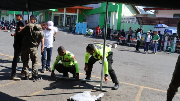 Polres Ende Dirikan Tenda Darurat, Pastikan Korban Gempa Lebih Aman