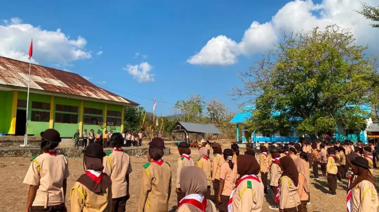 Pramuka SMA Negeri 1 Balauring Asah Kemandirian lewat Bumi Perkemahan