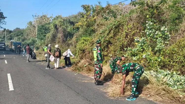 Jelang HUT RI, Kodim dan Pemda Flores Timur Gelar Karya Bakti