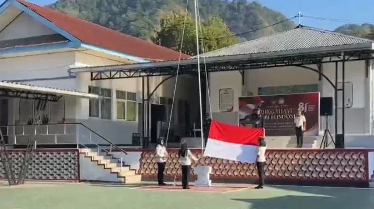 Lapas Ende Tetap Gelar Upacara Kemerdekaan di Tengah Aktivitas Gempa