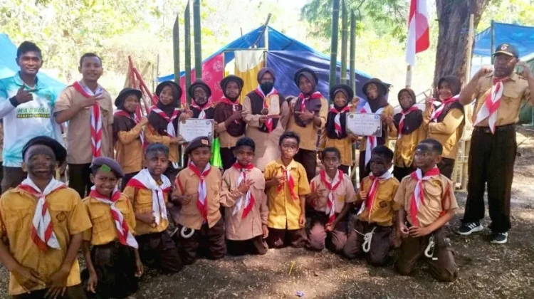 MIN 4 Flores Timur Raih Dua Juara di Perkemahan Pramuka Adonara