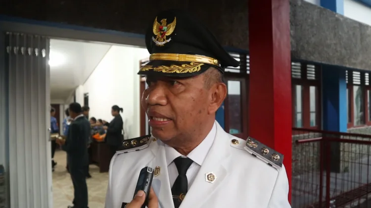 Wabup Ende Minta Warga Waspada dan Tidak Panik Hadapi Gempa Susulan