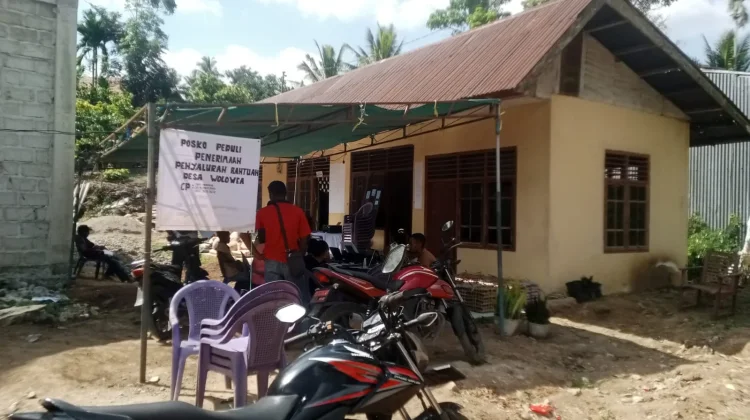 Pemerintah Desa Wolowea Salurkan Bantuan untuk Pengungsi Gempa
