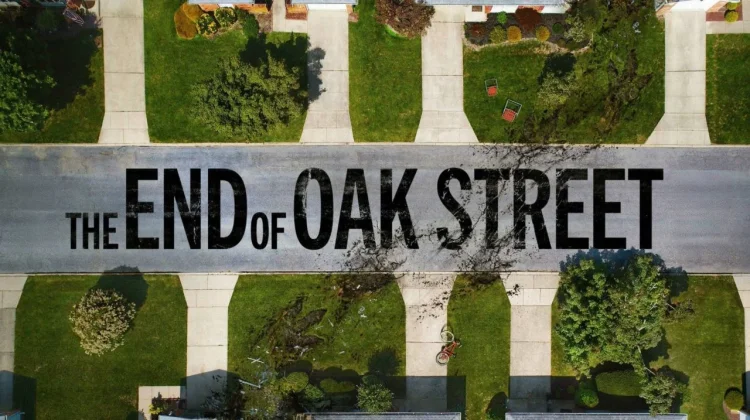 Film Petualangan Dinosaurus The End of Oak Street Sepi Penonton