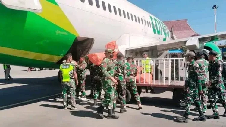 Sebanyak 293 Koli Bantuan Gempa Tiba di Maumere