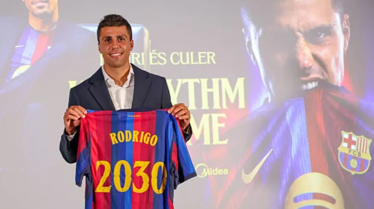 Barcelona Menangkan Persaingan Real Madrid untuk Rodri