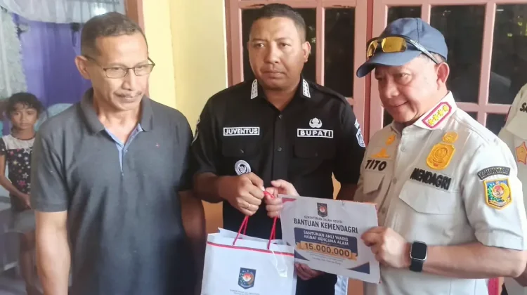 Gempa Flores: Enam Warga Sikka Meninggal, 7.104 Masih Mengungsi