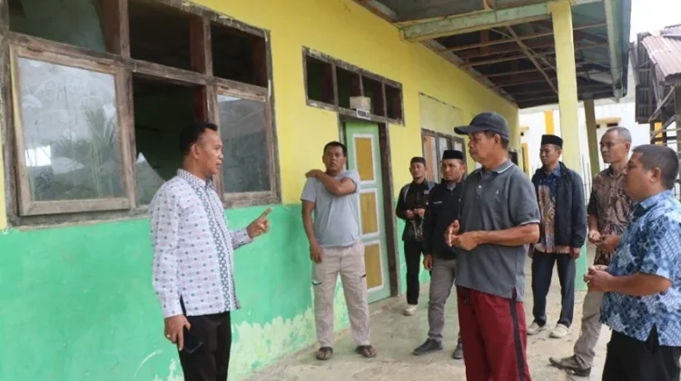 Kemenag Mabar Tinjau Dampak Gempa di Kecamatan Boleng