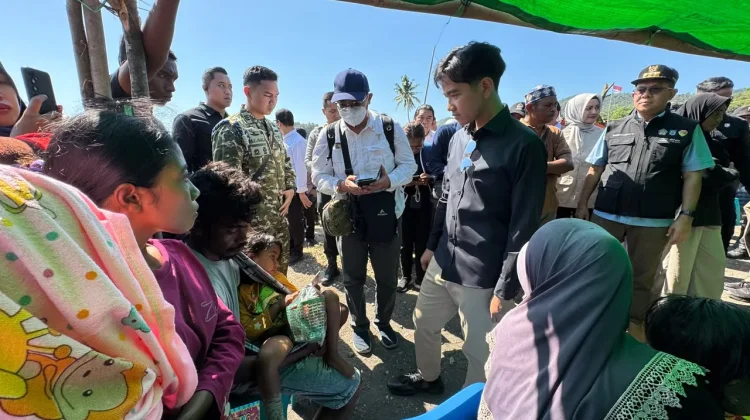 Akses Sulit Dijangkau, Wapres Tinjau Kondisi Warga Kampung Waso
