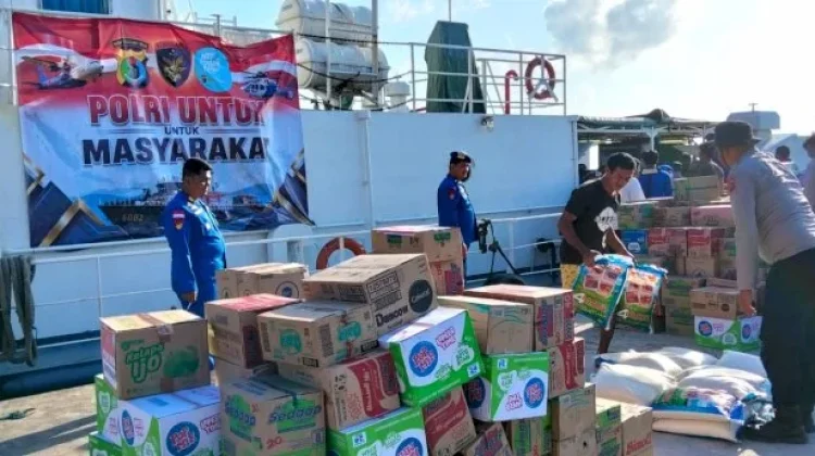 KP Kasturi Antar 826 Bantuan Gempa ke Palue