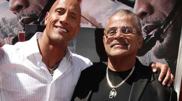 Ungkapan Hati Dwayne Johnson Mengenai Hubungan Rumit Sang Ayah