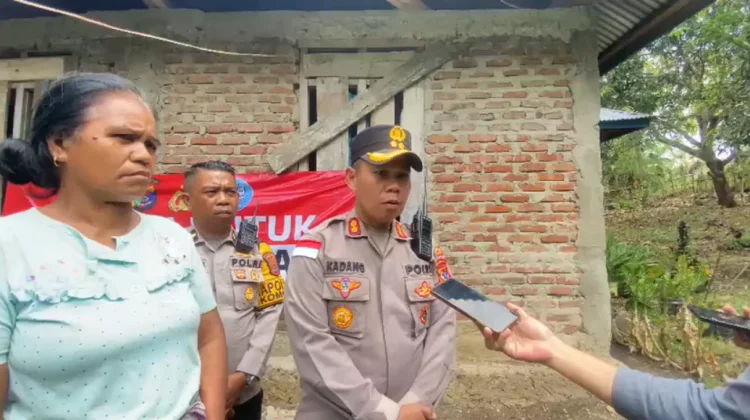 Kapolres Manggarai Barat Pimpin Pembersihan Puing Gempa