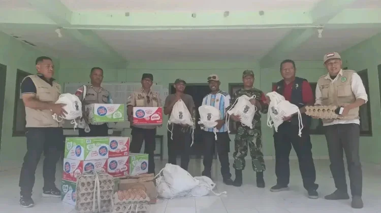 Polres Ngada dan Pemkab Salurkan Bantuan Gempa di Kecamatan So'a