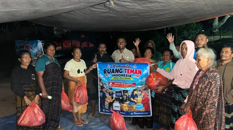 Bantuan Sembako Menyasar Pengungsi Mandiri Selatan Ende