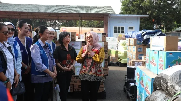 Menteri PPPA Bawa Bantuan Khusus Perempuan Anak NTT