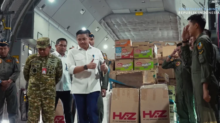 Tiga Pesawat TNI AU Bawa 31 Ton Bantuan ke NTT