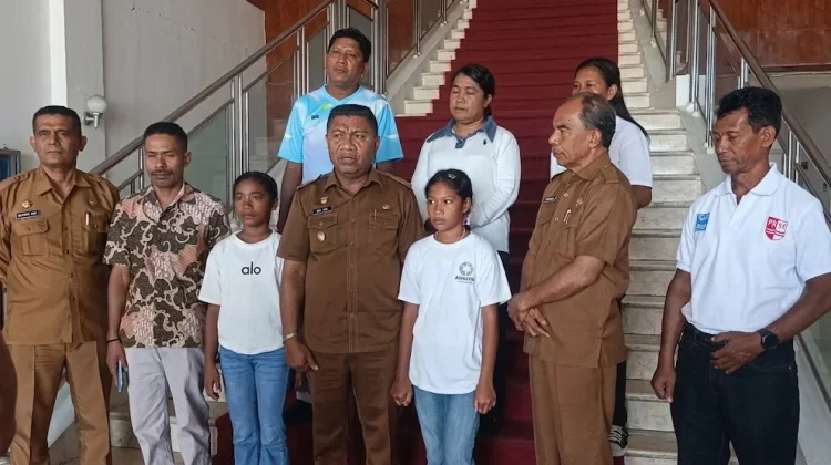 Dua Perenang Muda Ende Wakili Indonesia di Bangkok