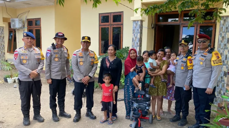 Kapolda NTT Kunjungi Asrama Polres Nagekeo, Kuatkan Keluarga Besar