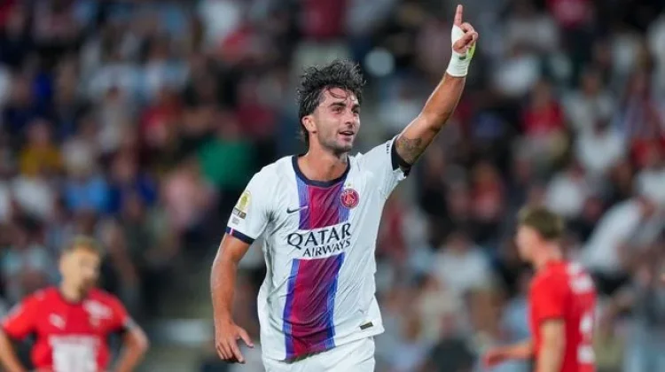 Debut Gemilang, Ferran Torres Selamatkan PSG dari Kekalahan
