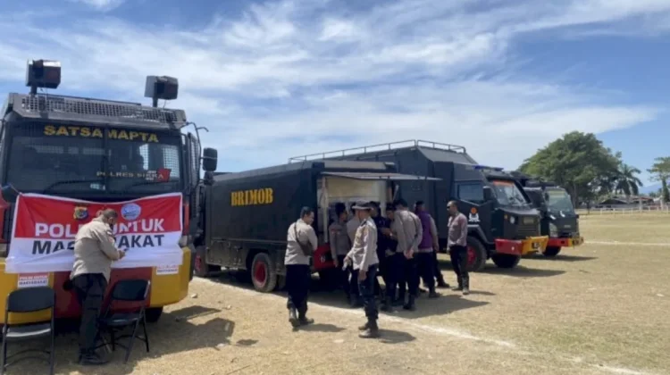 Dapur Lapangan Brimob NTB Perkuat Layanan Pengungsi Sikka