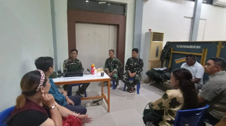 RRI Ende dan TNI AU Bersinergi Bantu Warga Terdampak Gempa Flores