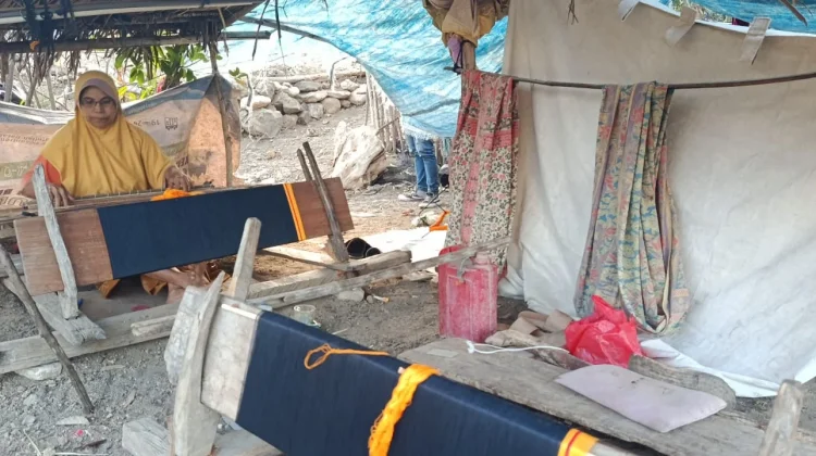 Gempa Rusak Rumah, Warga Flores Tetap Bangkit dan Produktif