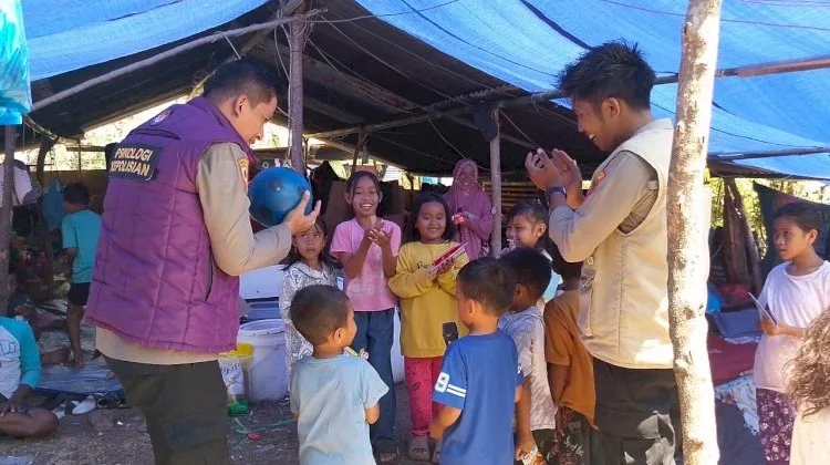 Pulihkan Trauma Anak Penyintas Gempa, Polres Manggarai Gelar Trauma Healing