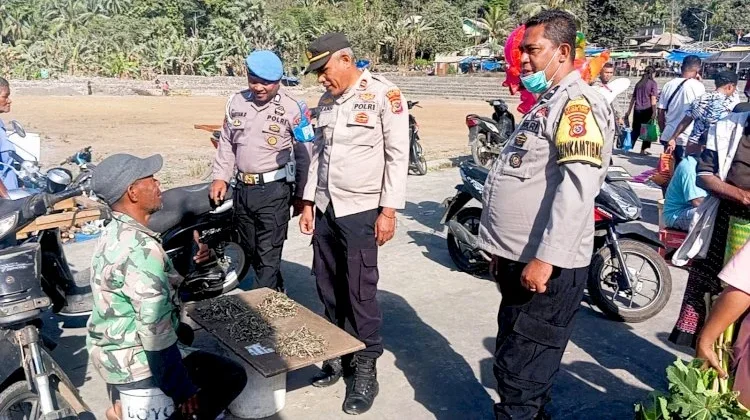 Patroli Pasar Boru, Polisi Ingatkan Warga Waspadai Gempa