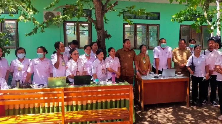 Bupati Sikka Apresiasi Nakes Tetap Bertugas Pascagempa