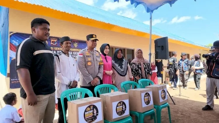 Kapolda NTT Resmikan Revitalisasi MI Al-Hidayah di Pulau Kukusan, Manggari Barat