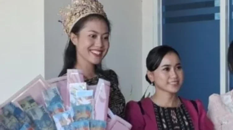 Carmenita Lamba Jadi Putri Pariwisata Indonesia 2026