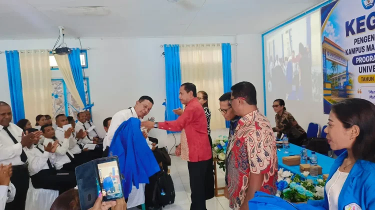 Pascasarjana Uniflor Gelar PKKMB Mahasiswa Baru 2026
