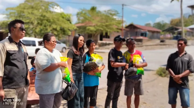 Dari Ngamen, Musisi Nagi Bawa Bantuan Gempa ke Boawae