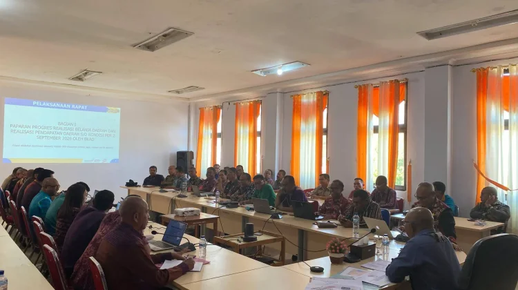 Bupati Lembata Minta OPD Rutin Tracking APBD Cegah Kesalahan