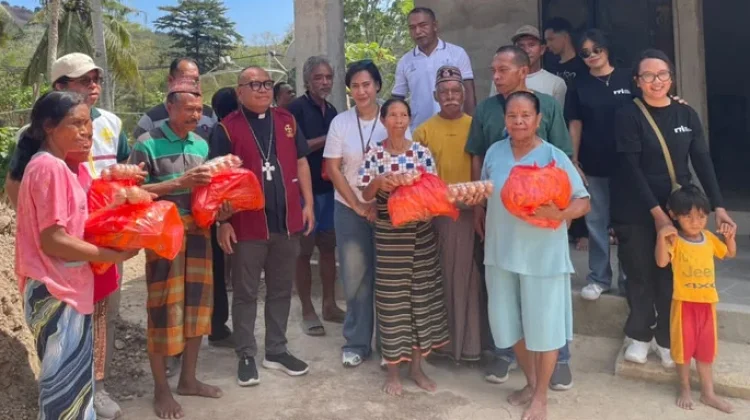 Jelang HUT ke 81, Program RRI Spread The Love Sapa Penyintas Gempa dan Kaum Rentan