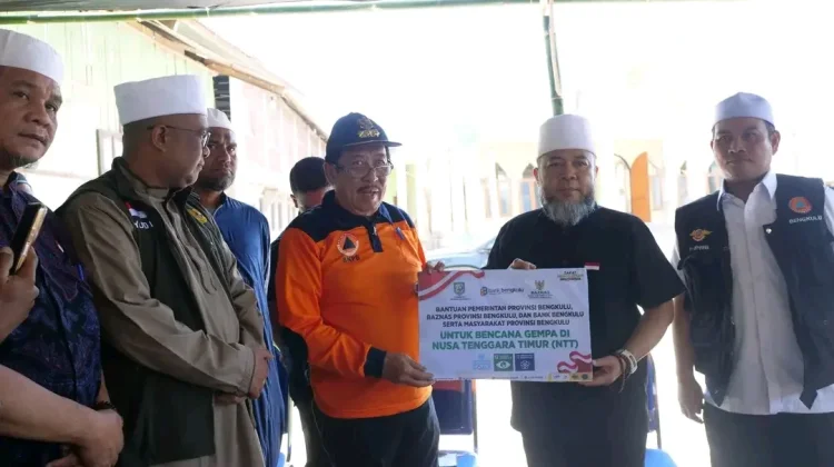 Gubernur Bengkulu Salurkan Bantuan ke Nagekeo