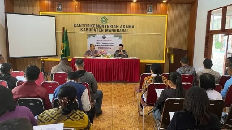 Perkuat Kompetensi Guru Agama Katolik, Kemenag Manggarai Gelar KKG dan MGMP