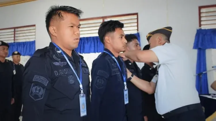 Lima PNS Baru Rutan Bajawa Jalani FMD dan Penyematan Baret