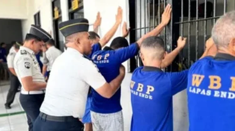 Lapas Ende Perketat Pengamanan lewat Penggeledahan Blok Hunian Warga Binaan