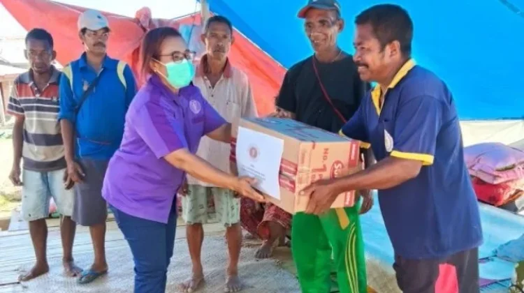 Camat Mauponggo Bantah Isu Penyintas Gempa Hanya Dapat Telur dan Mie Instan