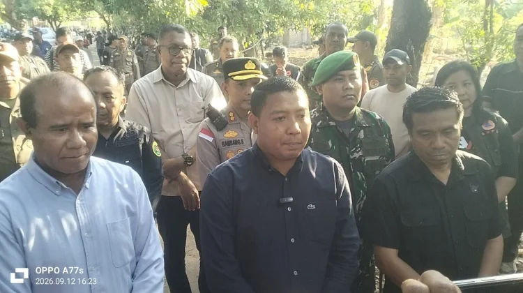 Pemkab Sikka Fasilitasi Pemakaman Dokter Hewan Alfonsius