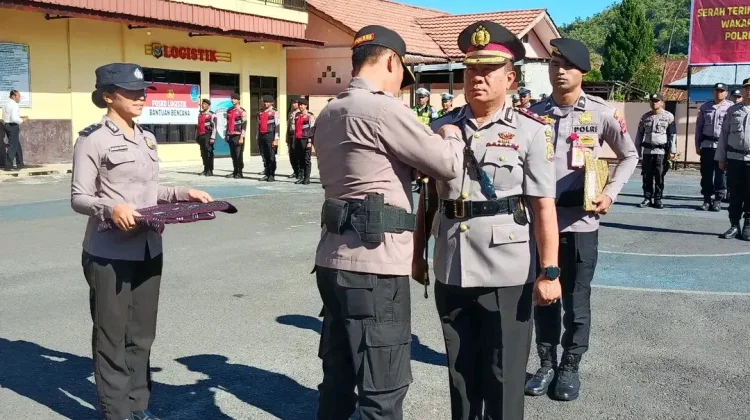 Wakapolres Ngada Dilantik, Kapolres Tekankan Soliditas