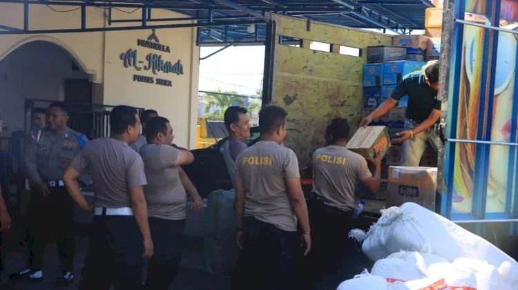 Polres Kupang Kirim Bantuan Logistik untuk Palue