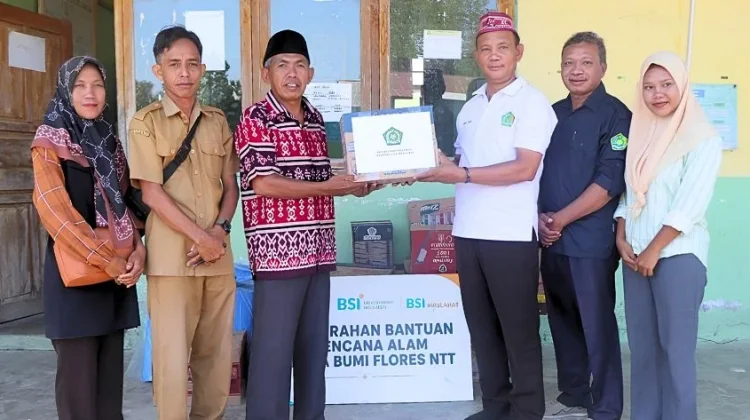 Kemenag Mabar Salurkan Bantuan untuk Pemulihan Pembelajaran Madrasah Terdampak