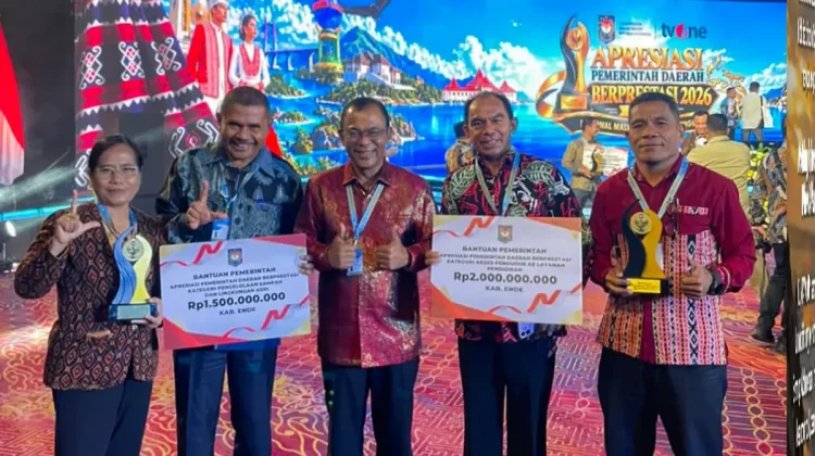 Ende Raih Dua Penghargaan, Dapat Dukungan Rp3,5 Miliar