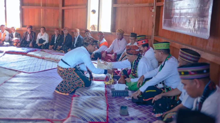 Penti, Tradisi Syukur Masyarakat Manggarai yang Berpusat di Mbaru Gendang