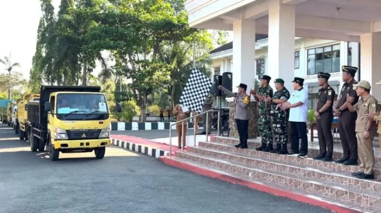 Sehari jelang Pilkades, Logistik Dikirim ke 64 Desa di Manggarai Barat