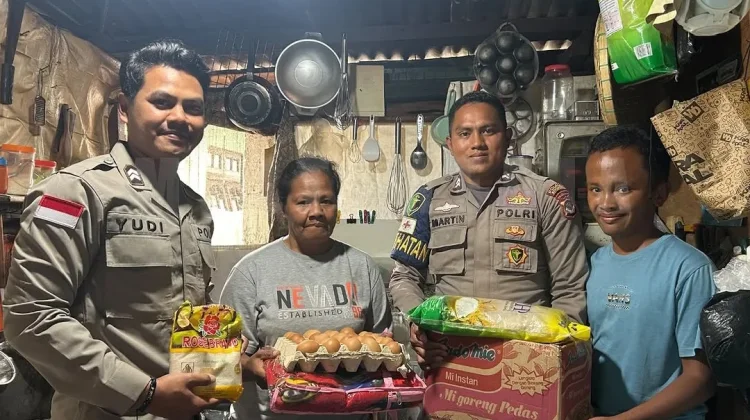 Polri Peduli: Bantuan Divisi Humas Polri Disalurkan Langsung ke Rumah Warga