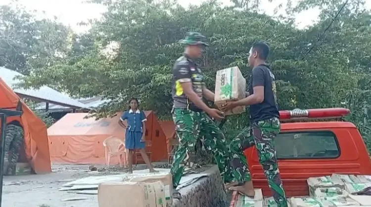 Logistik Air Bersih Terus Disalurkan ke Delapan Desa Palue