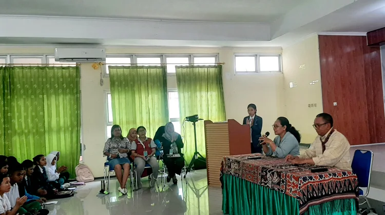 Komunikasi Jadi Kunci, Mahasiswa Keperawatan Ende Disiapkan Hadapi Pasien